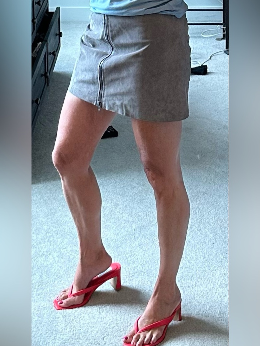 Blank NYC Gray Front-Zip Suede Mini Skirt